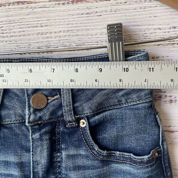 BKE Billie Slim Fit High Rise Bootcut Jeans Size 23 x 29.5 Raw Hem - Picture 11 of 11